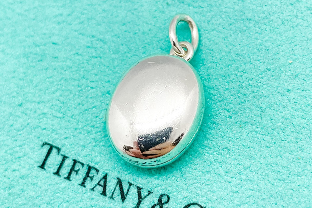 Tiffany & Co Oval Locket Pendant Sterling Silver w/ Pouch